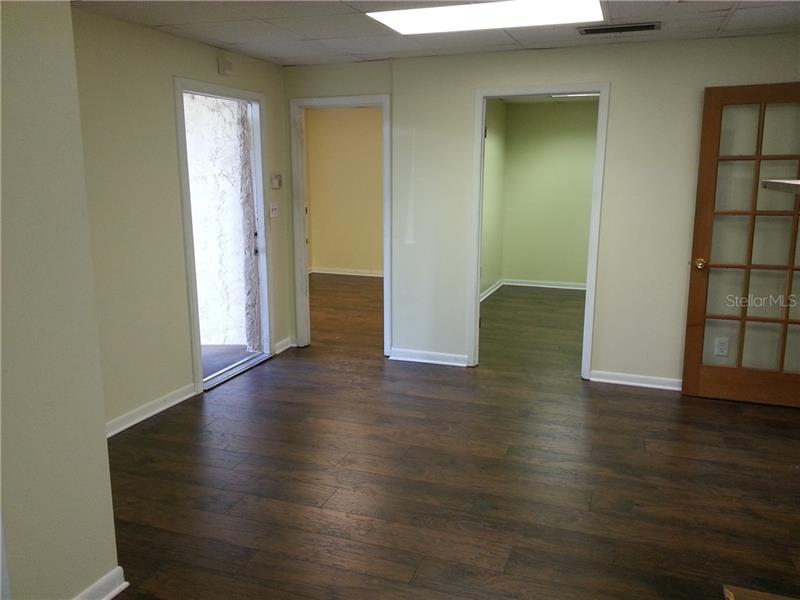 Tampa 24,000 SF Office Building For Sale - 8% CAP $1,700,000
