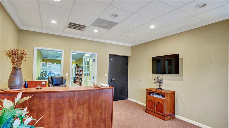 Office Building For Sale in St.Petersburg - 11,700sf $1,999,000