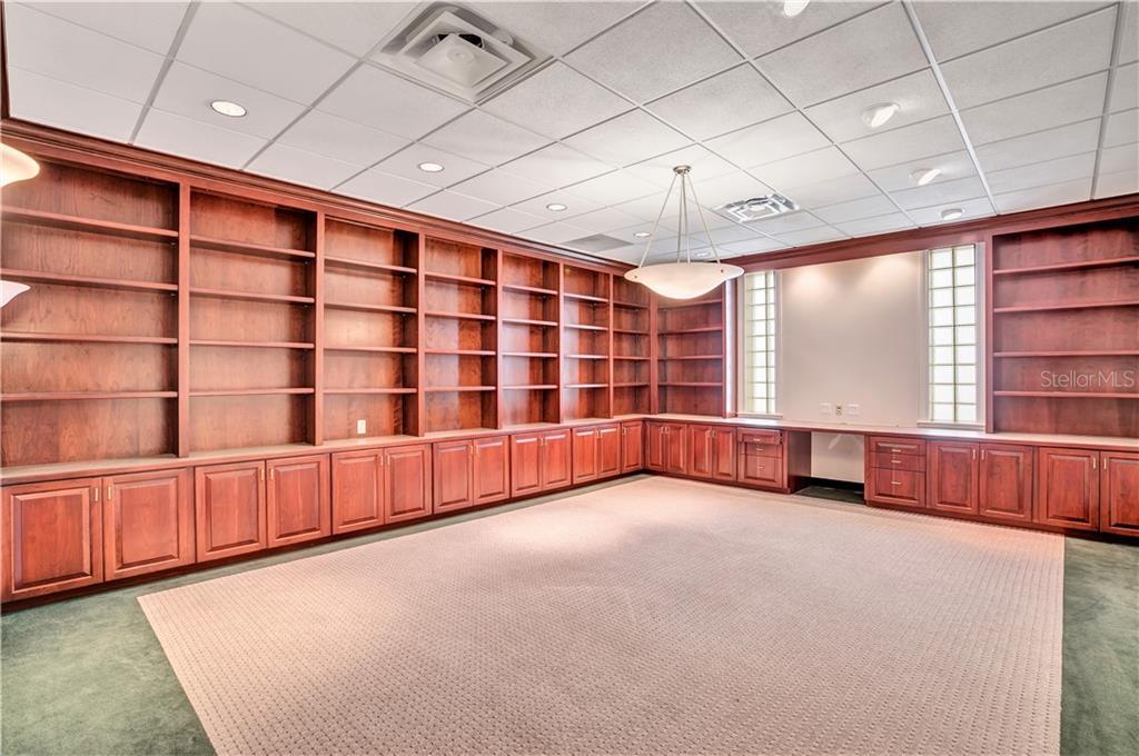 Office Building For Sale in Downtown Orlando across from the courthouse $2,500,000