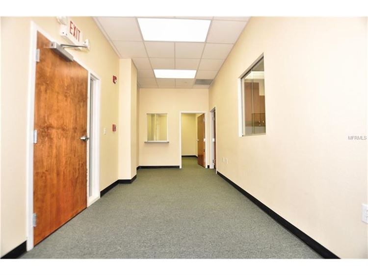 Large Office Building For Sale in Punta Gorda, FL - 31,000 sf $6,700,000