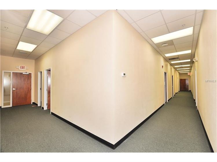 Large Office Building For Sale in Punta Gorda, FL - 31,000 sf $6,700,000