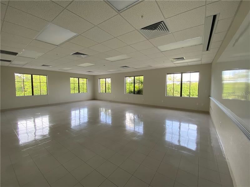 Office Space For Sale in North Port, FL - 29,000 sf $5,600,000