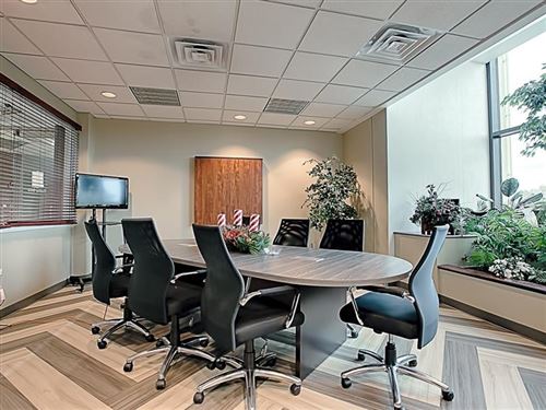 Office Building For Sale in Leesburg, FL - 7% CAP - 48,500 sf $3,675,000