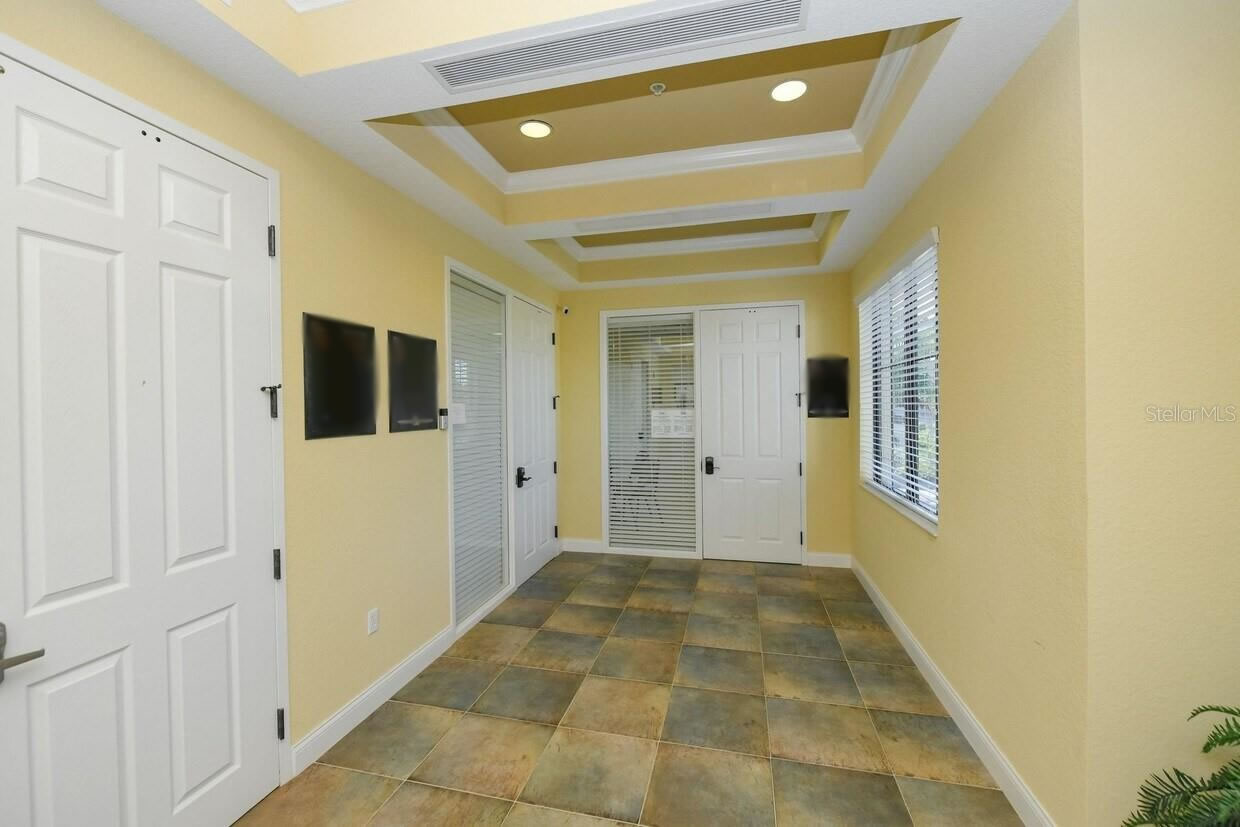 North Port Leased Office Buildings - High CAP Rate - 29k sq ft $6,249,990