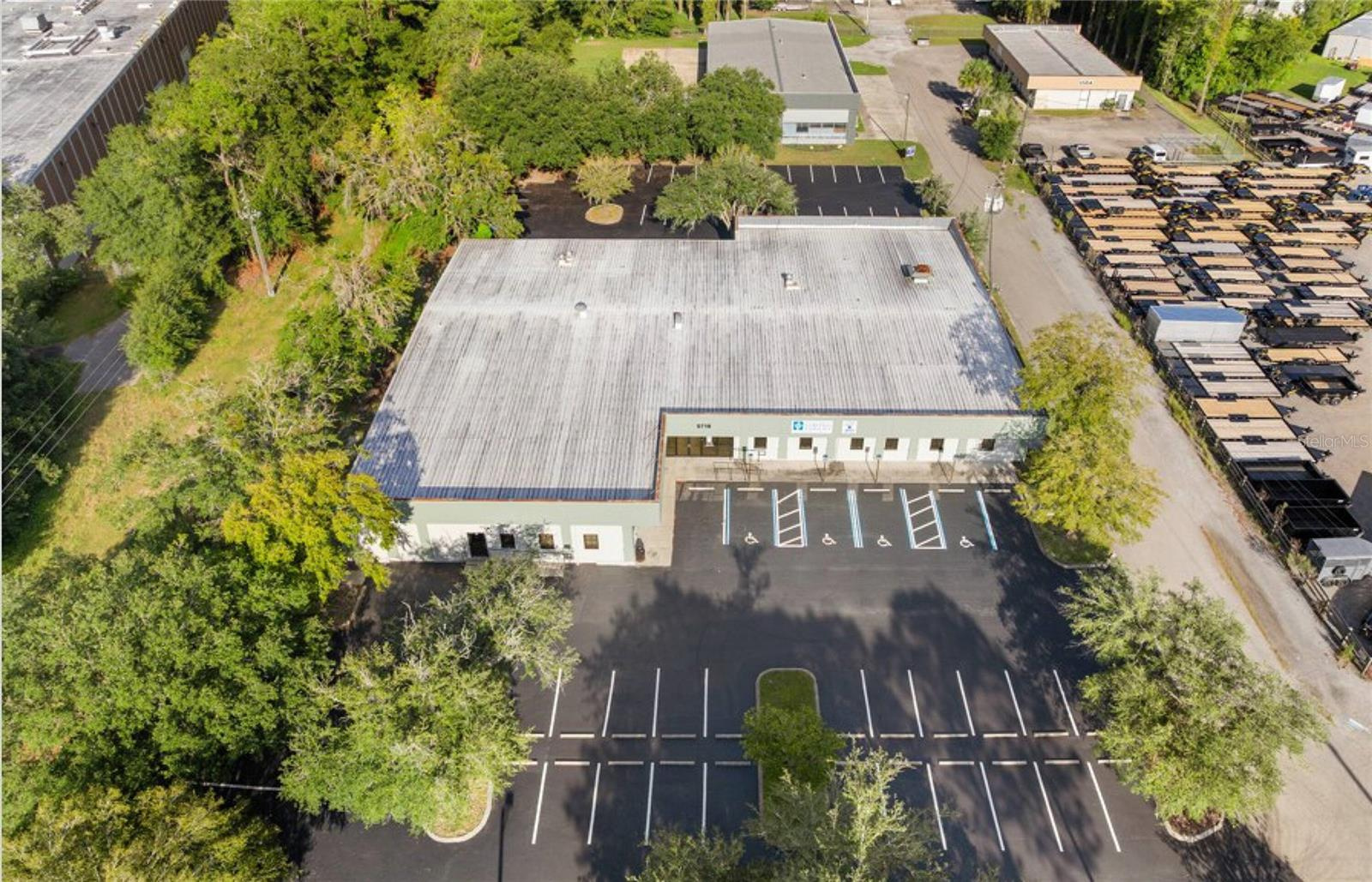 Office Building For Sale in Gainesville, FL with tenant - 17,000 sq ft $2,500,000