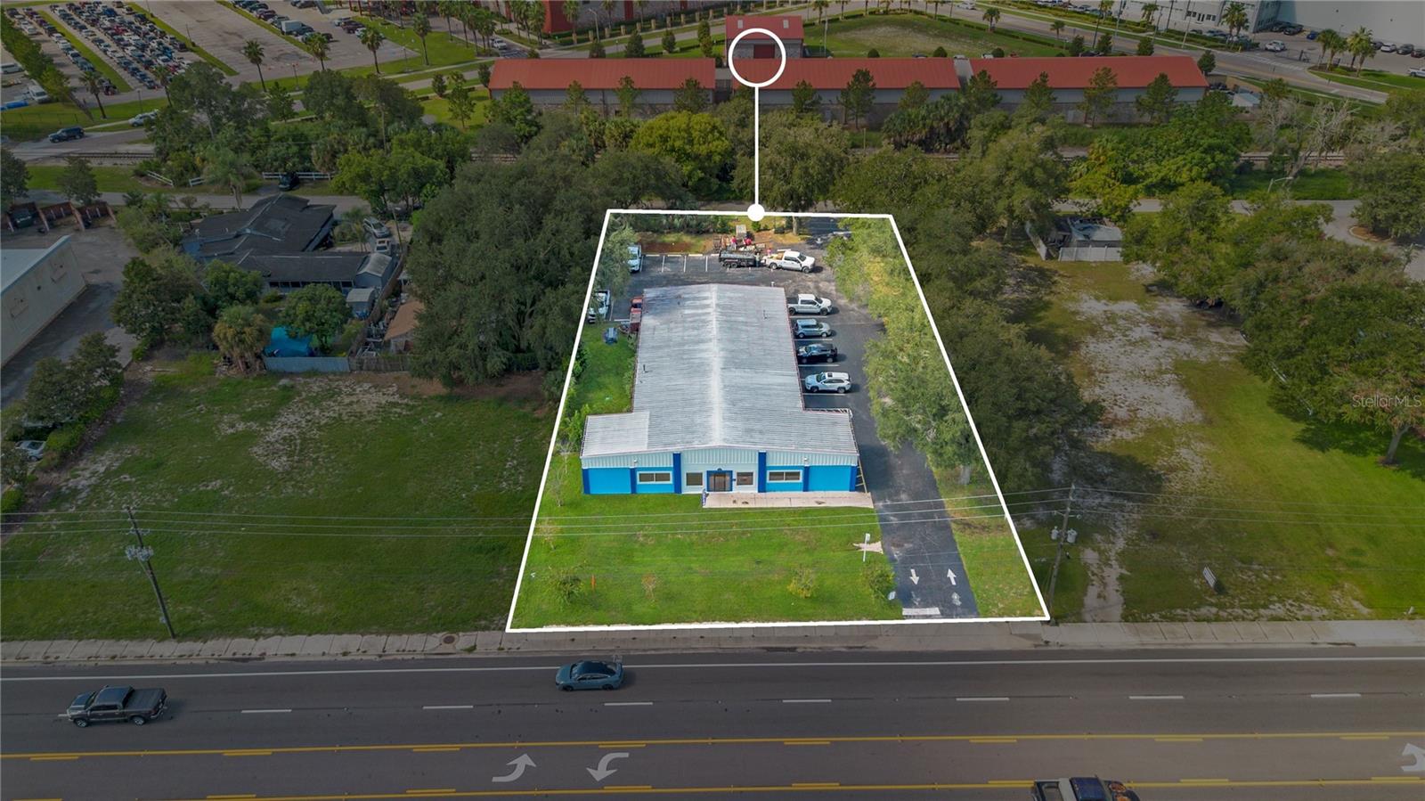 Large Commercial Building For Sale in Apopka, FL - Great For an Office Building $2,600,000 Large Commercial Building For Sale in Apopka, FL - Great For an Office Building $2,600,000