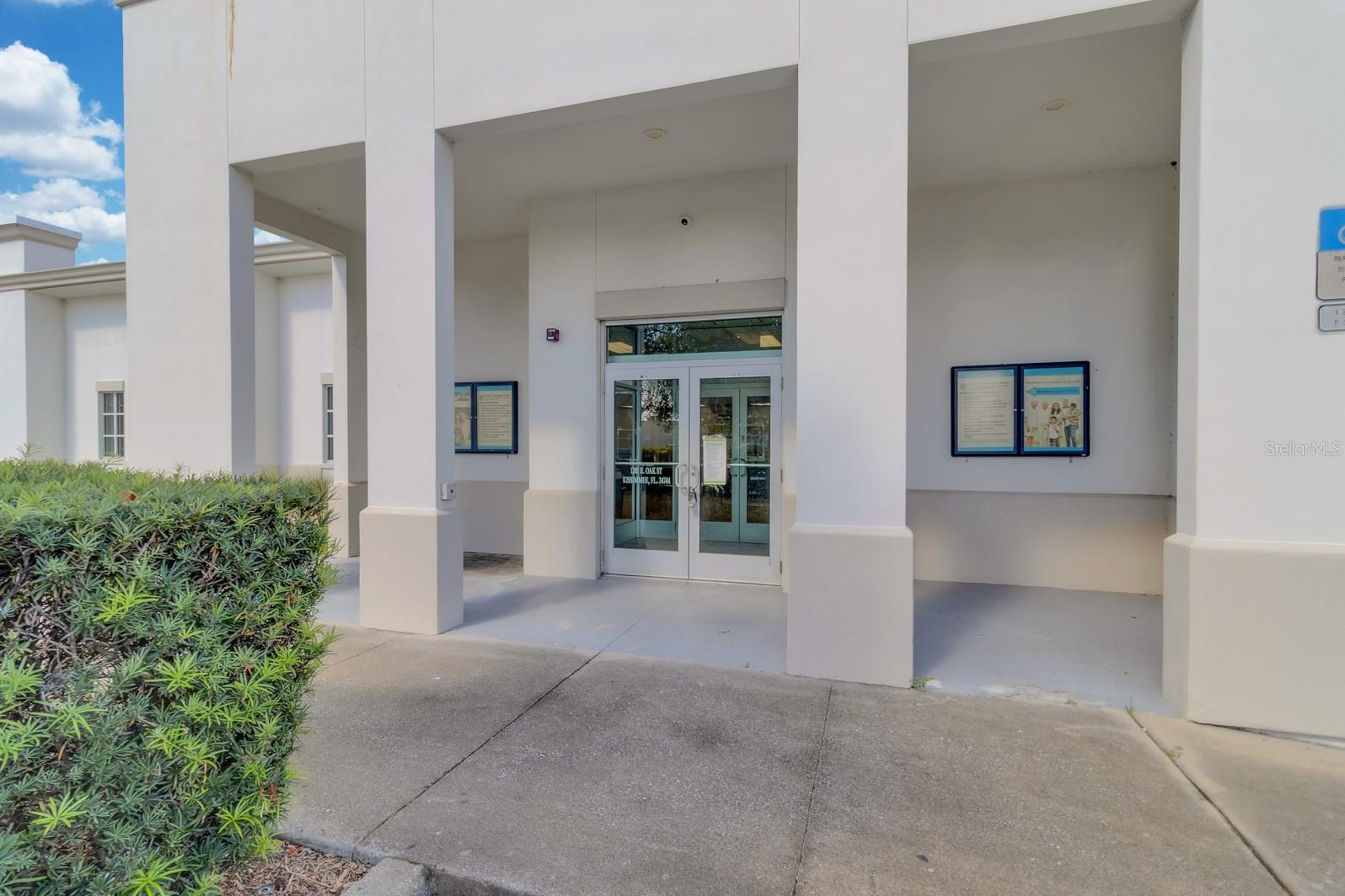Large Office Building For Sale in Kissimmee, FL - 15,000 Sq Ft $5,000,000 Large Office Building For Sale in Kissimmee, FL - 15,000 Sq Ft $5,000,000